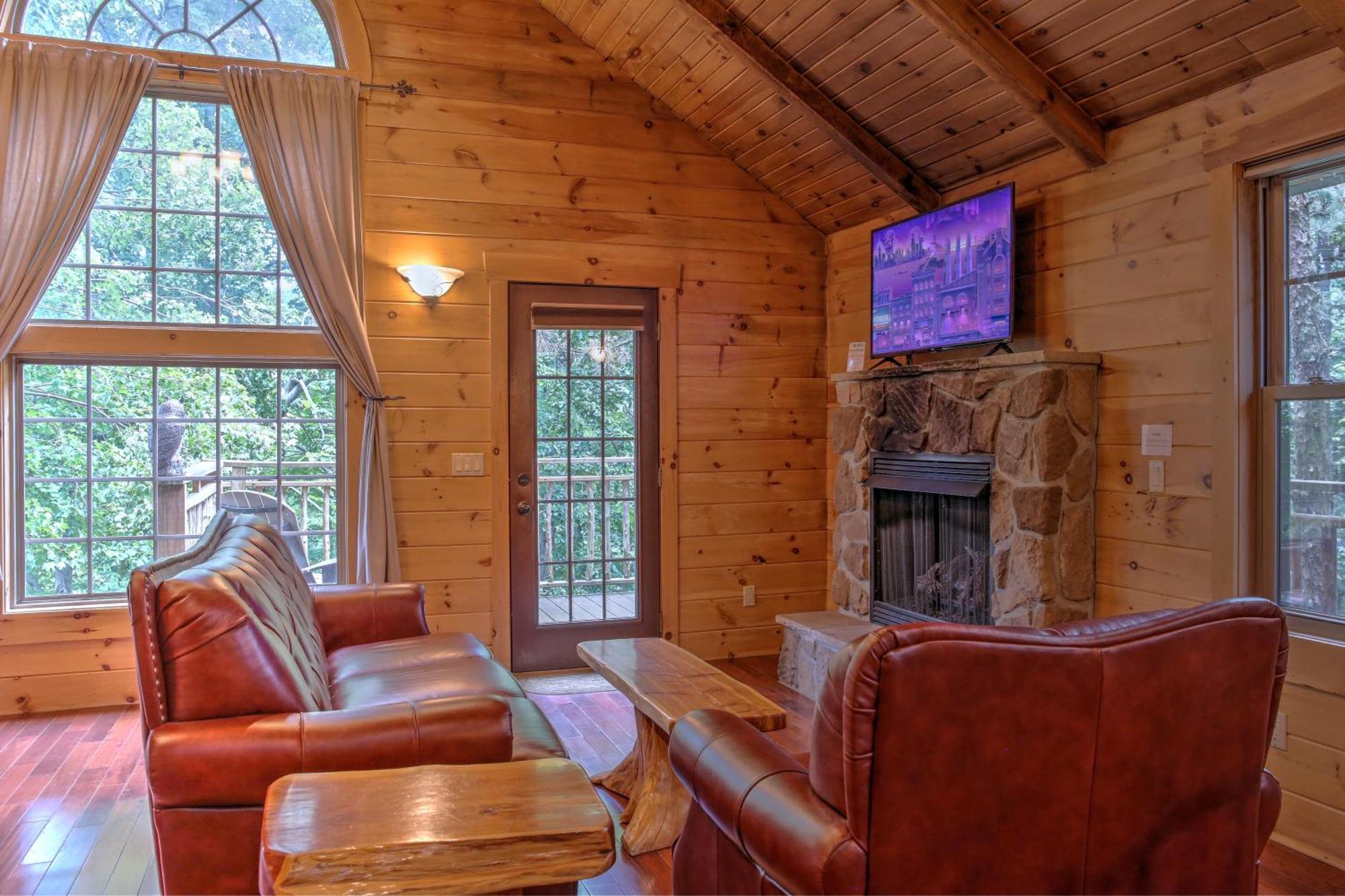 Whispering Pines Treehouse By Amish Country Lodging Millersburg Kültér fotó