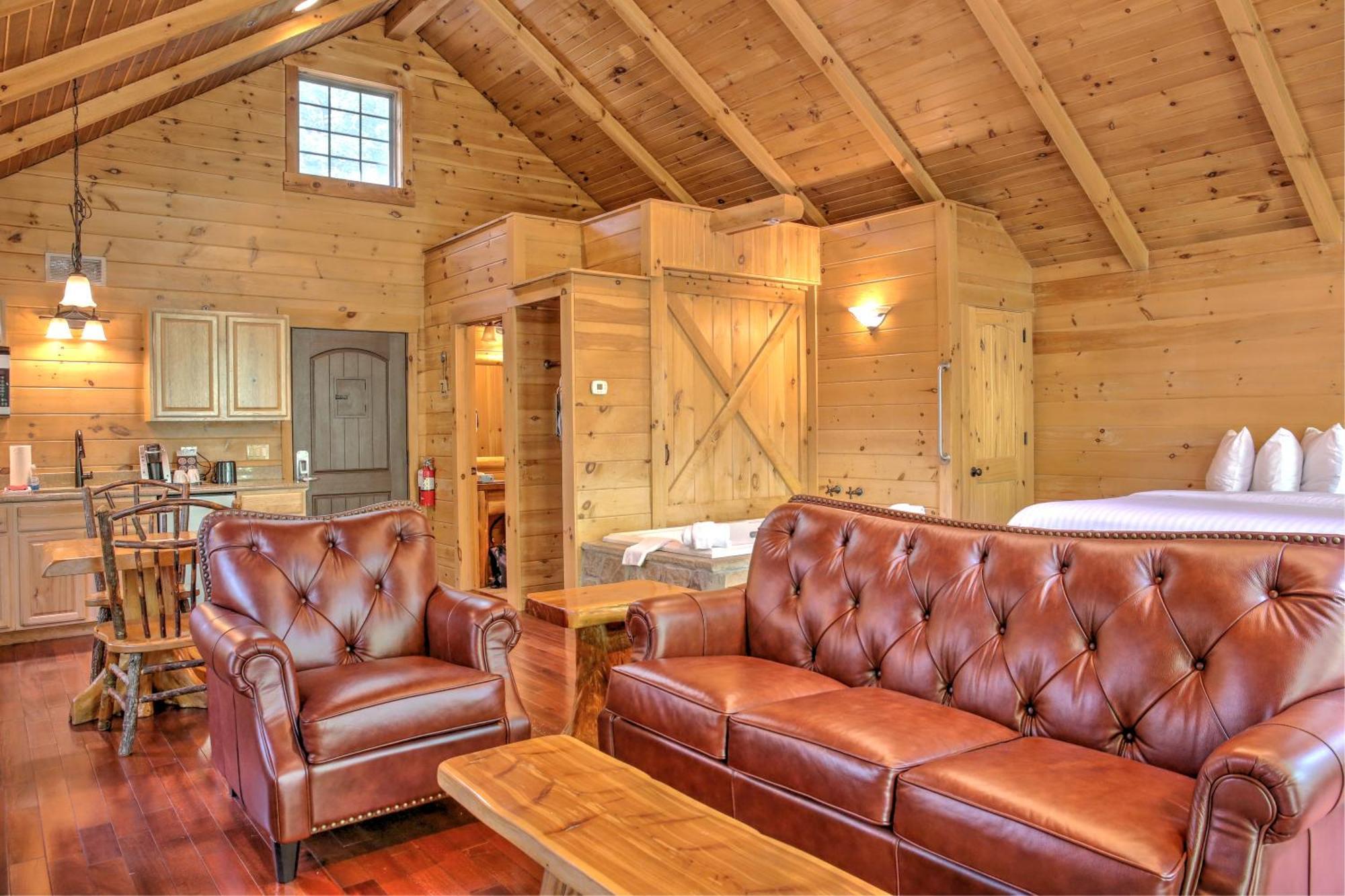 Whispering Pines Treehouse By Amish Country Lodging Millersburg Kültér fotó